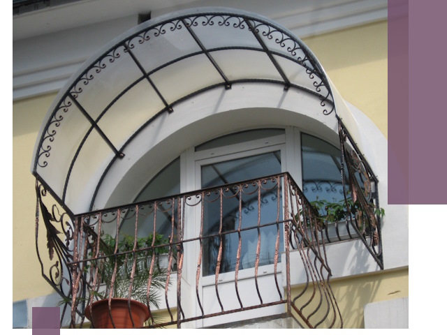 Козырьки над балконом в Ефремах — изготовление и монтаж